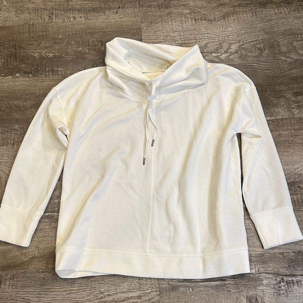 Cable & Gauge White Hoodie Sweatshirt